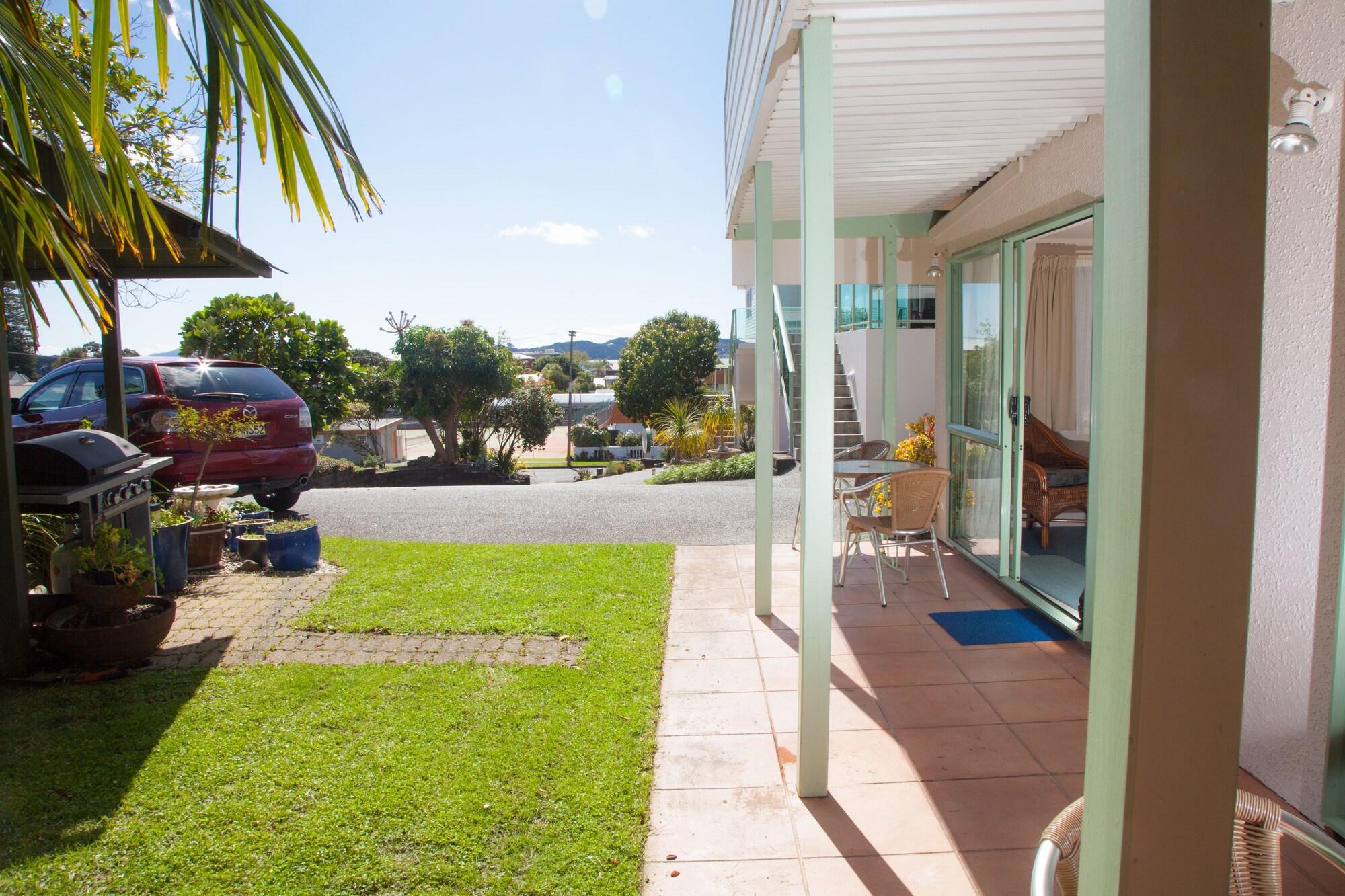 Asure Admirals View Motel Paihia Exterior photo