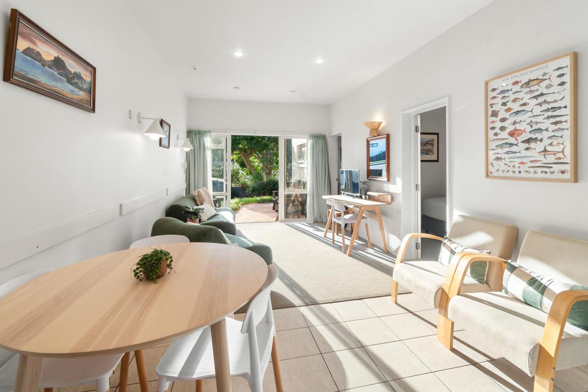 Asure Admirals View Motel Paihia Exterior photo